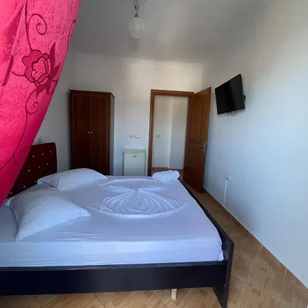 Florand Sela Apartment Ksamil