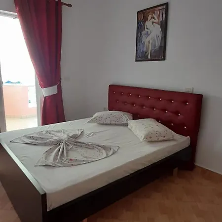 Florand Sela Apartament *