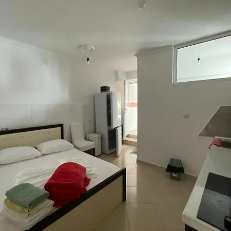 Florand Sela Apartmán *