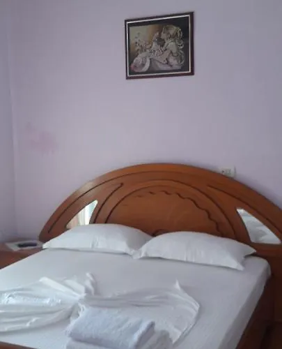 Florand Sela Apartament Ksamil
