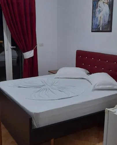 Florand Sela Apartament Ksamil